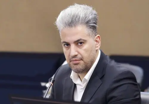 تقویت روابط بانکی ایران و روسیه با محوریت همکاری بانک دی و VTB