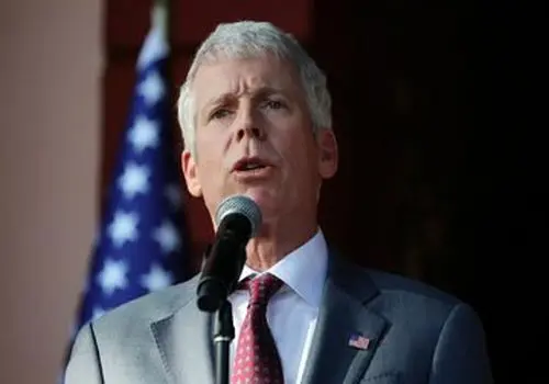 آمریکا به تهدید رهبری در مورد غرق کردن ناوهای آمریکا واکنش داد