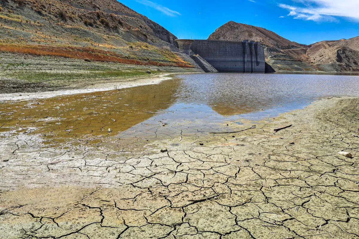 زنگ خطر آب در تهران؛ ذخایر سدها کم شد