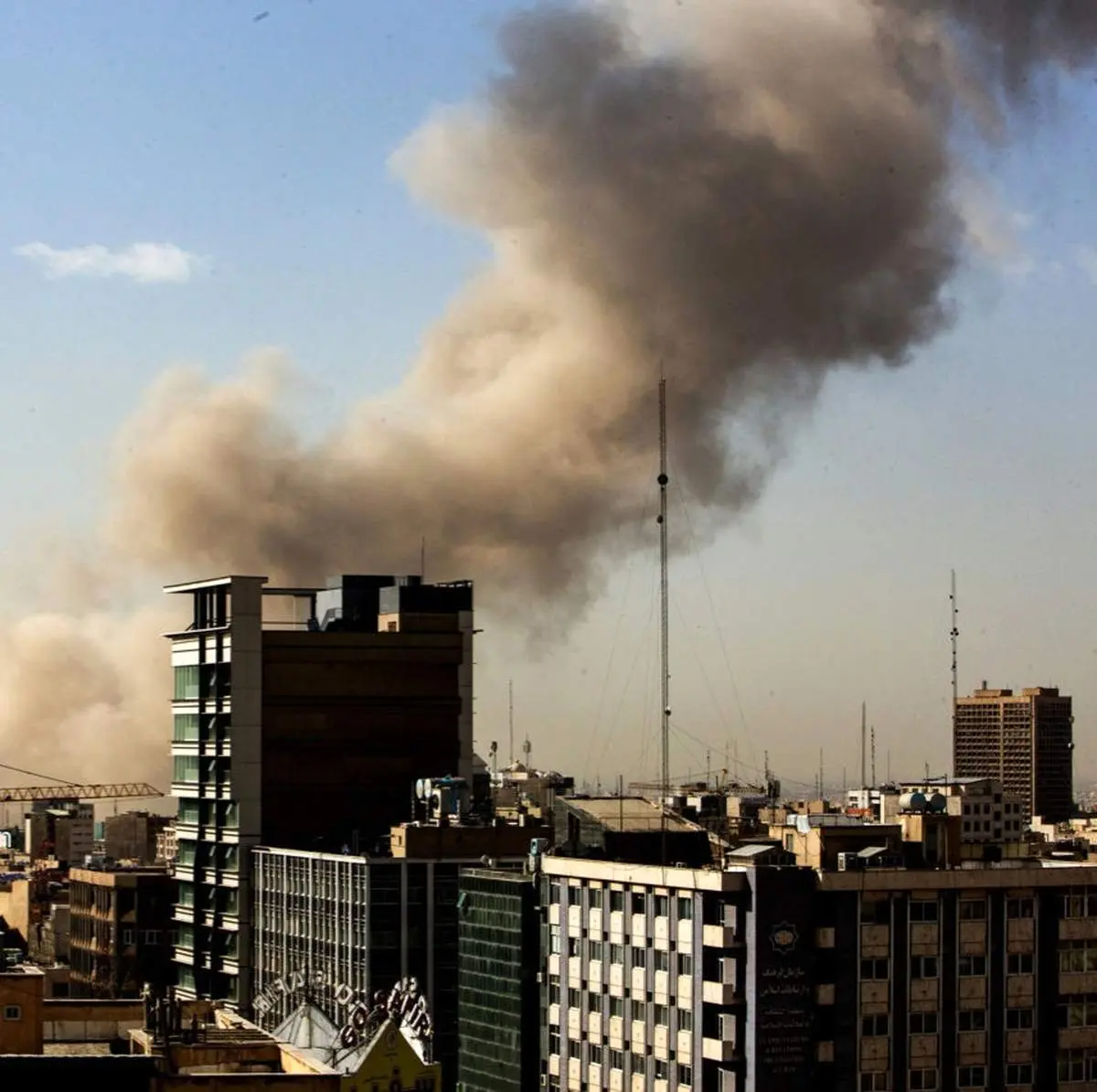 خسارت‌دیدگان مسکن و خودرو در تهران به کجا مراجعه کنند؟