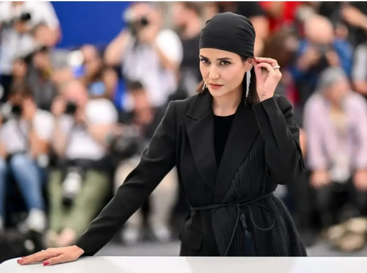 پریناز ایزدیار صداوسیما را تحریم کرد