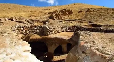 خانه های مرموز و دست کند زیرزمینی روستای تاریخی حیله ور در استان آذربایجان شرقی+ فیلم

