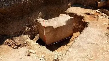 راز ۲هزارساله فاش شد؛ تابوت عظیم رومی در کرواسی سالم از دل خاک بیرون آمد | عکس