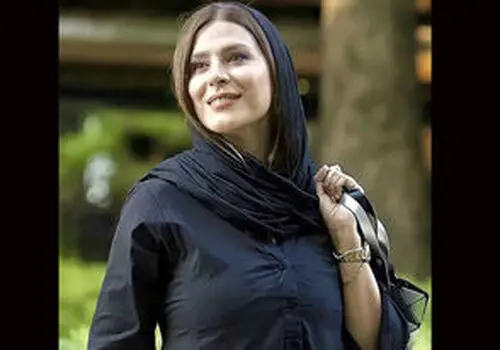  «سحر دولتشاهی» در دوران کودکی و در یک سالگی؛ سال 59