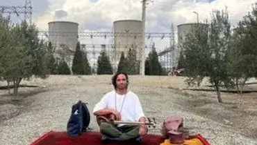 نوازندگی علی قمصری برای دومین روز در نیروگاه برق دماوند/ویدیو 