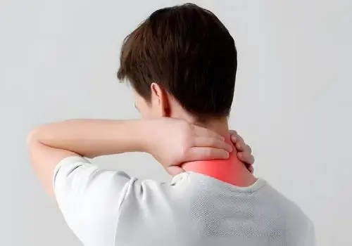 بهترین درمان خانگی گردن درد