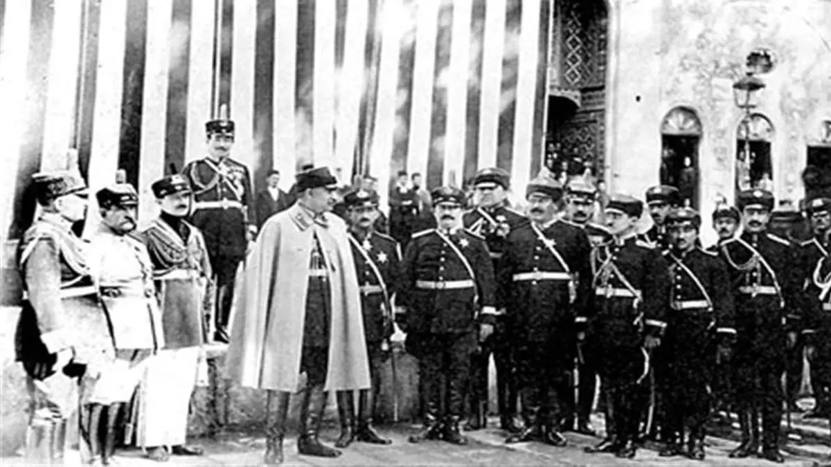 تصویر دلخراش از به دار کشیدن آزادی خواهان تبریزی بدست لشگر قزاق