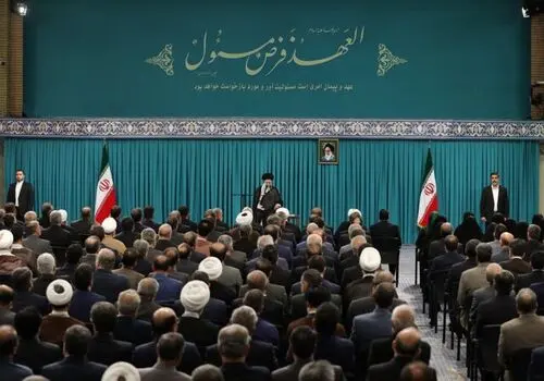 رهبر انقلاب: کسی را تهدید کنید که از تهدیدکردن بترسد/ هرگونه ورود نظامی آمریکا با صدمه جبران‌ناپذیر همراه خواهد بود.
