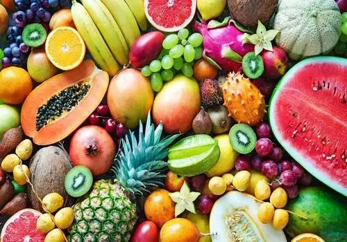 شب ها به این میوه ها لب نزنید !