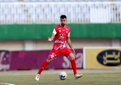 جریمه ۲۰۰ میلیونی و محرومیت برای مدافع پرسپولیسی که به داور گفت «بی‌شرف»