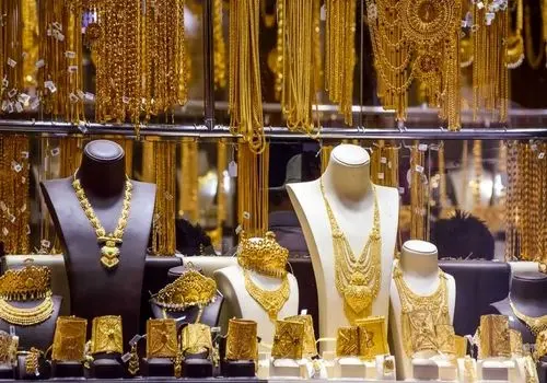 
دستمزد استاد فرشچیان برای اسکناس ۲۰۰هزار تومانی چقدر بود؟
