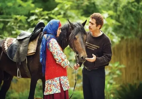  «جاوید» سریال سوجان در 56 سالگی و در کنار آناهیتا همتی؛ سال 98