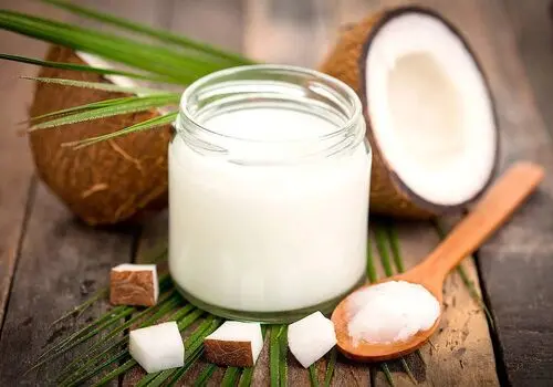 فواید باور نکردنی روغن نارگیل برای رفع خشکی و درد