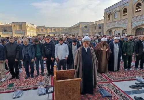 اقامه نماز باران به امامت کاظم صدیقی در قم
