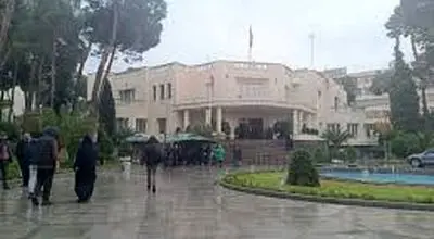اوضاع حیاط دولت پس از بارش شدید باران
