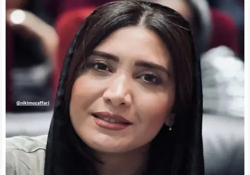دختر مجید مظفری باز هم با ظاهری خاص در جمع هنرمندان ظاهر شد!