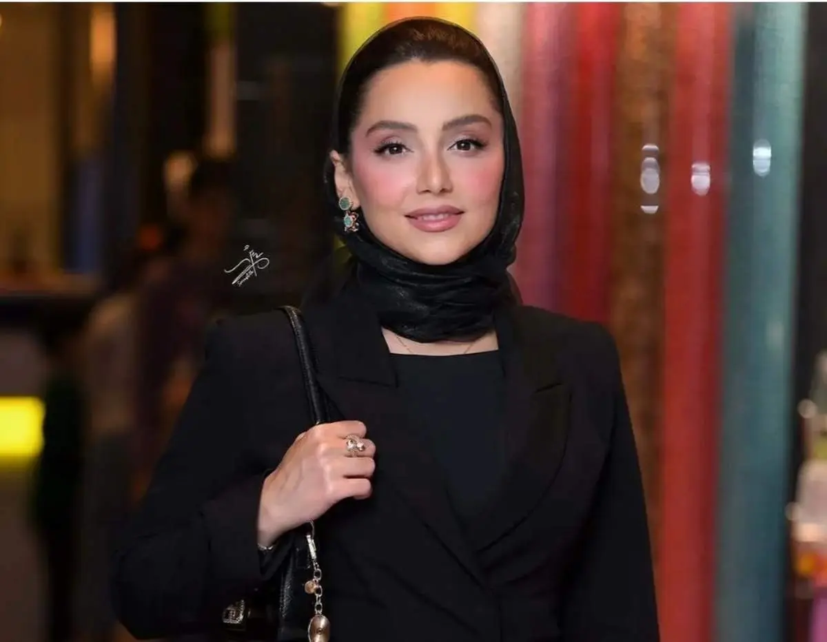 نازنین بیاتی عزادار شد