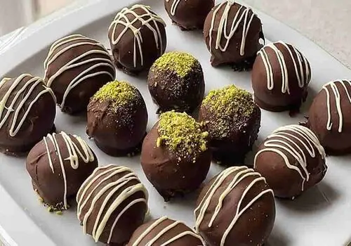 طرز تهیه خوشمزه ترین شیرینی دو رنگ نارگیلی فقط در ۲۰ دقیقه+ فیلم / متفاوت ترین دستور پخت شیرینی دو رنگ نارگیلی