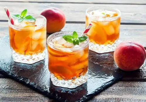 طرز تهیه نوشیدنی خنک هلو در سه سوت + فیلم / آموزش تهیه شربت هلو خانگی لذیذ