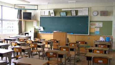 صحنه دلخراش کتک زدن معلم به قصد کشت توسط این دختر+فیلم