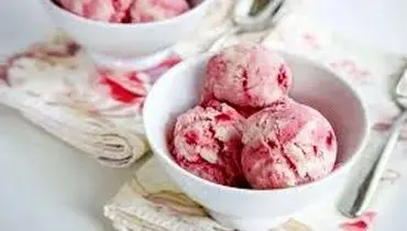 طرز تهیه بستنی خانگی با طعم آلبالو و گیلاس
