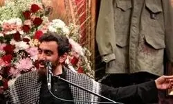 لباس خونین شهدای حمله اسرائیل در یک هیات عزاداری/عکس
