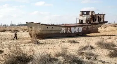 خشکسالی دریاچه آرال؛ شرق و جنوب دریاچه کاملاً محو شد
