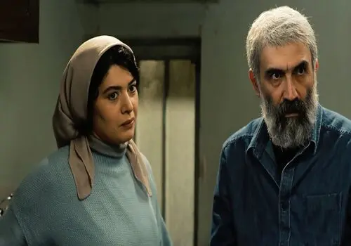 دیدار بازیگران «ناتوردشت» با مردم؛ استقبال بی‌نظیر از هادی حجازی‌فر و سید علی صالحی در پردیس آزادی!