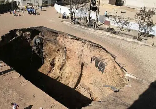 رانش زمین وحشتناک در کلمبیا؛ ۵۳ نفر کشته و زخمی شدند+ فیلم