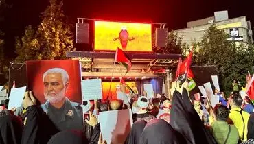 تجمع و شادی مردم تهران در میدان فلسطین در پی حمله تلافی جویانه ایران به اسرائیل+ فیلم