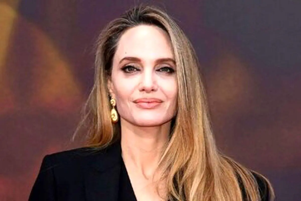 استایل آنجلینا جولی در خط مقدم جنگ در اوکراین/ عکس