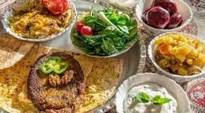 
سفره افطار ارزان اما مجلسی؛ ۷ غذای مقوی و ارزان!
