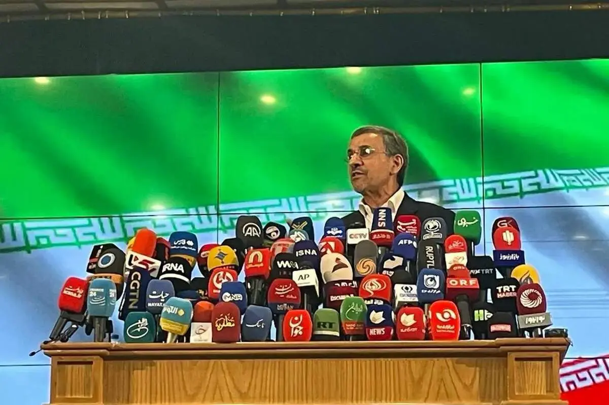 حواشی حضور احمدی نژاد از نگاه دوربین ها+ فیلم