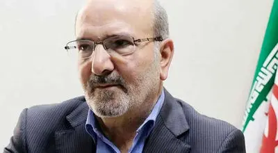 بادامچی: سنگ اندازی پیش پای رئیس جمهور درست نیست