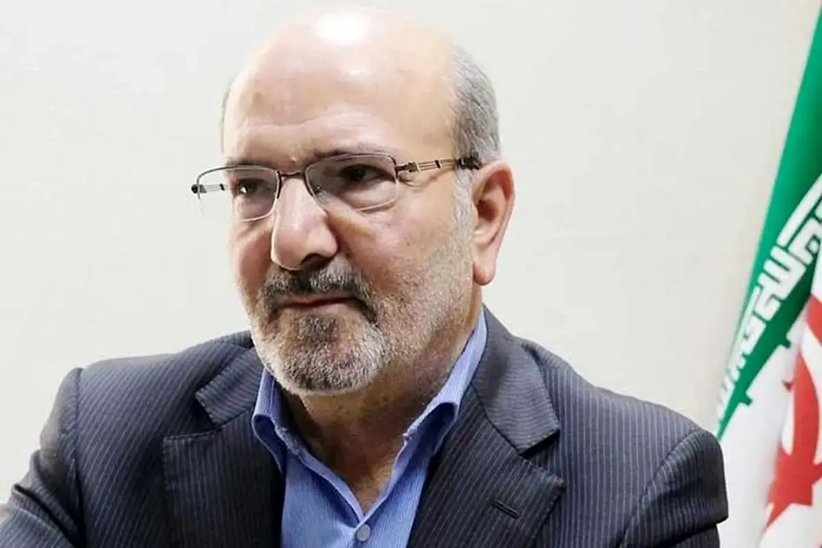 بادامچی: سنگ اندازی پیش پای رئیس جمهور درست نیست