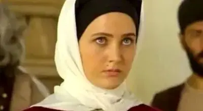 عکس دونفره بانوی سوجان در پشت صحنه یک نمایش