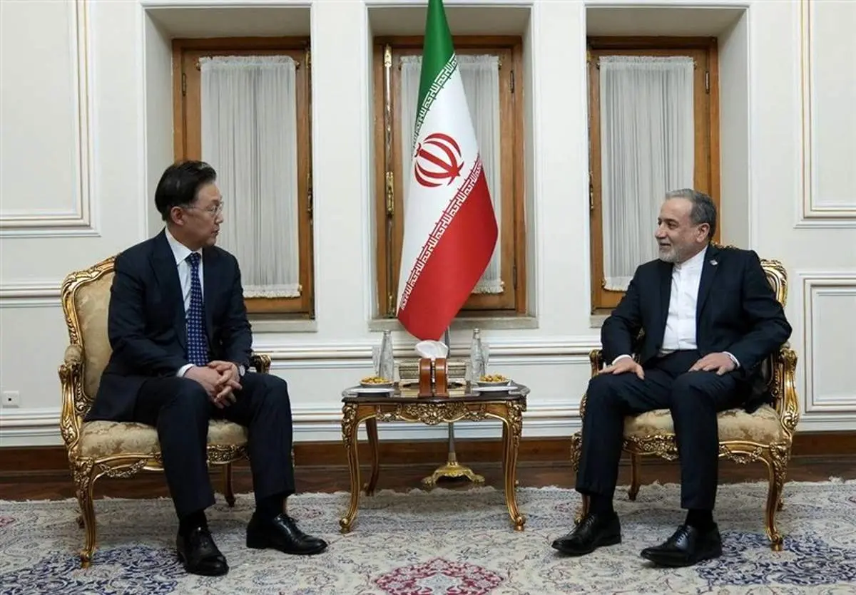 هشدار عراقچی به دشمنان:  پیامد هر بی‌ثباتی در تنگه هرمز بر عهده  متجاوزلن است