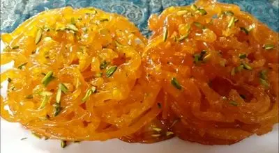 زولبیای قنادی ها را در خانه درست کنید
