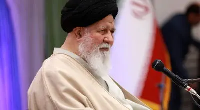 علم الهدی: پذیرش آتش‌بس، انحراف از اصول انقلابی است