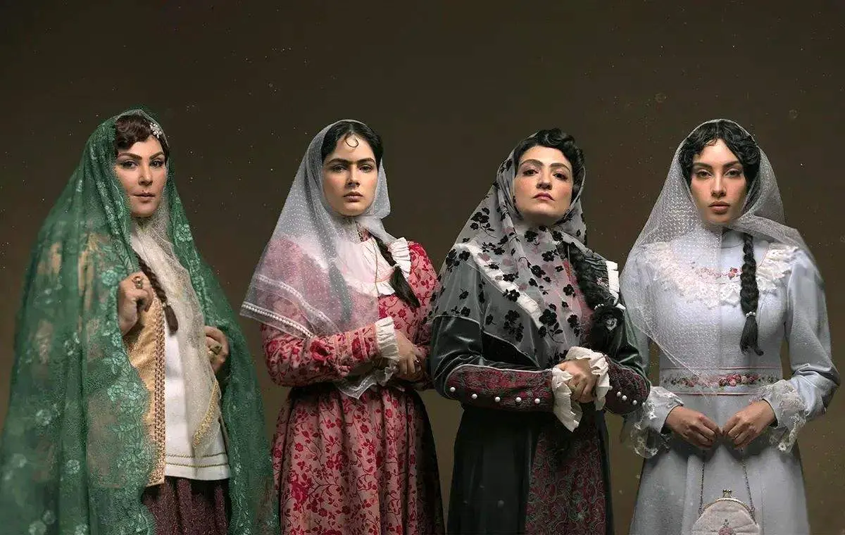 دورهمی بازیگران زن سریال بامداد خمار؛ از ترلان پراونه تا لاله اسکندری!