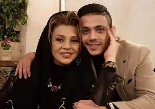 قاب شاد نسرین مقانلو در جشن تولد ۵۸ سالگی‌اش