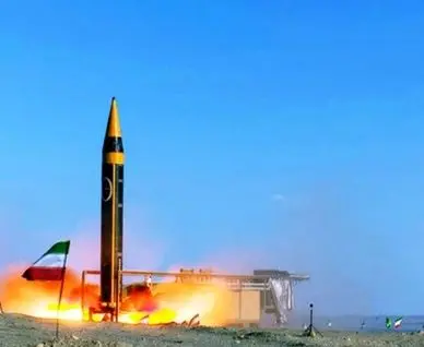 سردار جوانی با موشک خرمشهر ۴ خط‌ونشان کشید