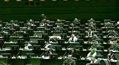 مجلس یکدست سبزپوش شد