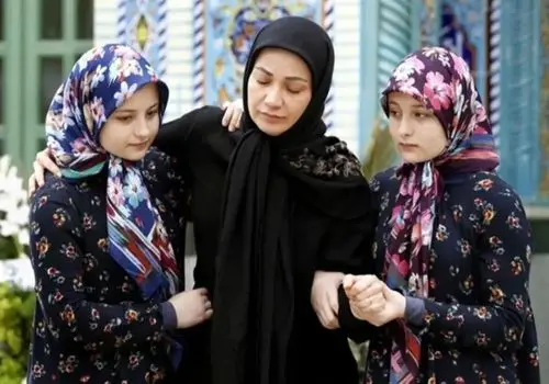 نیکای «پایتخت» ازدواج کرده؟ عکس دونفره‌اش همه را کنجکاو کرد!