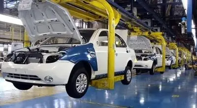 هشدار شورای رقابت به خودروسازان درباره ابهام در قراردادهای فروش