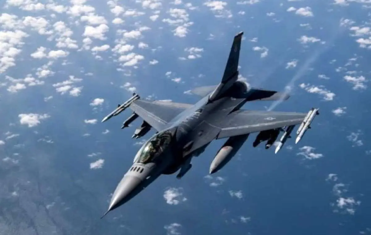 فیلم جدید از لحظه اصابت موشک ایرانی به جنگنده F۱۸ ارتش آمریکا