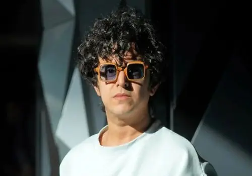 امیرمحمد: نمی‌دونم چی بگم، دارم دِق می‌کنم