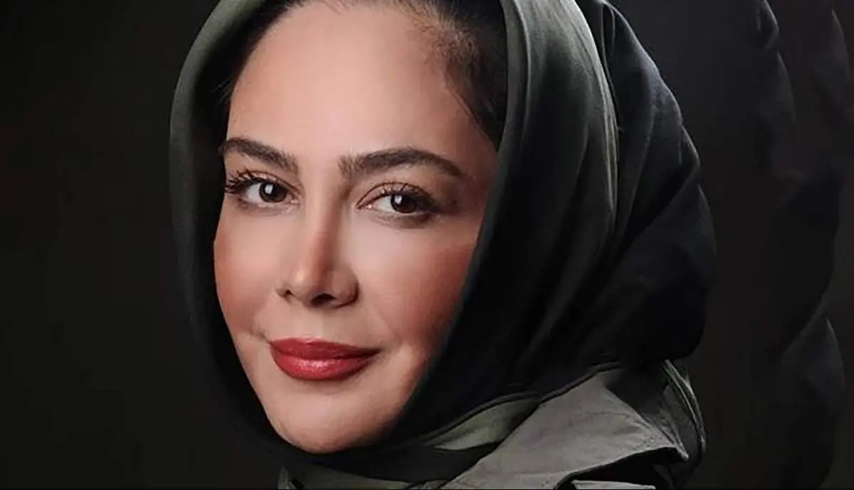 استایل هنری خانم بازیگر معروف در 53 سالگی+ عکس