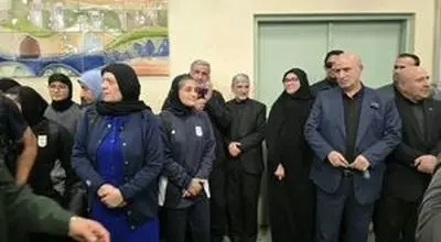 استقبال از تیم ملی فوتبال بانوان در مرز بازرگان +عکس