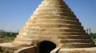 یخچال باستانی مهدی‌آباد؛ شاهکار مهندسی سنتی در دل زرندیه + عکس 